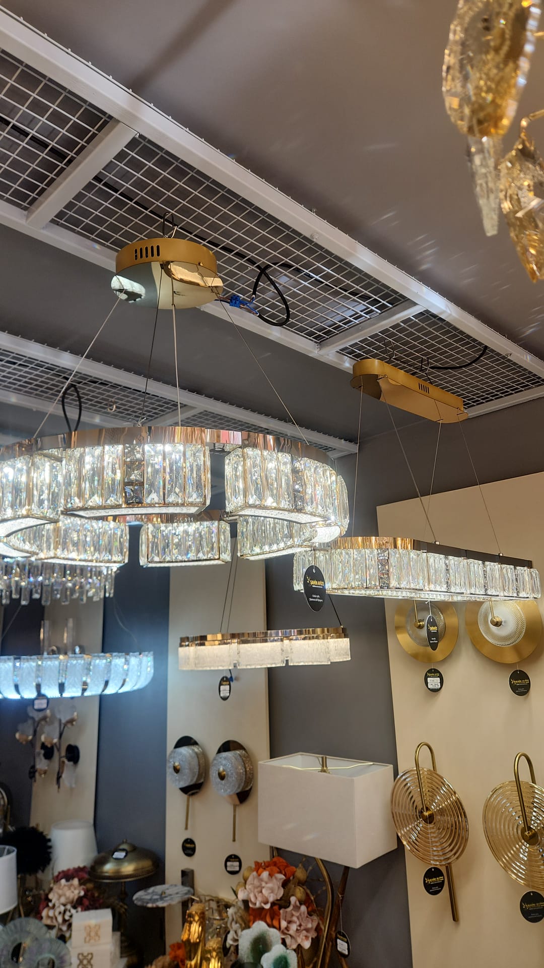 Şahin Avize Fabrika Satış Mağazası